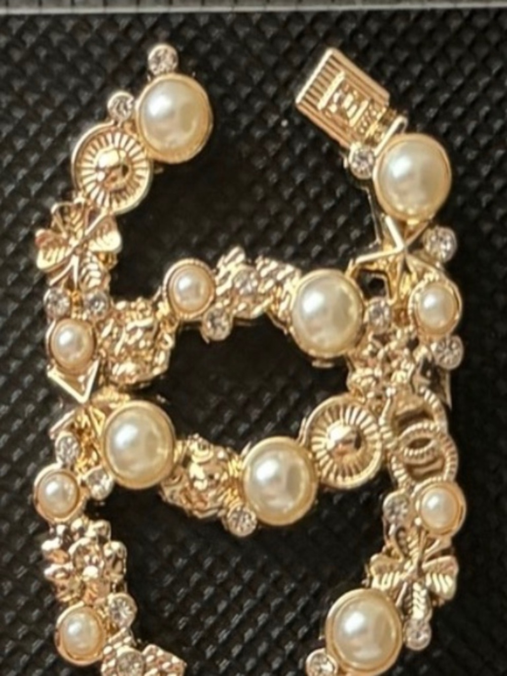 Chanel Gold Classic Pearl Crystal Cc Logo Pin Brooch - Picture 6 of 7